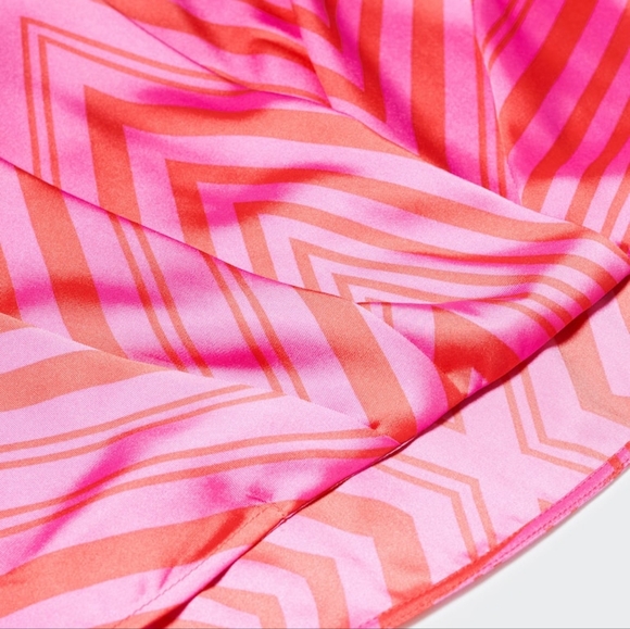 MANGO Satin print blouse - Picture 2 of 5